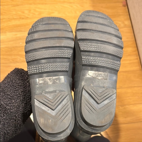 Hunter Gray Rain Boots - Picture 4 of 5